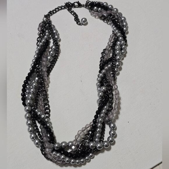 Premier Designs Gray Metallic Multi Chain Faux Pearl Black‎ Bead Twist Necklace - Picture 5 of 8